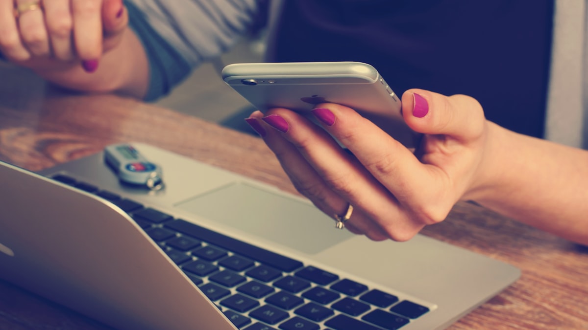 Contact a private investigator — Detective Pulse